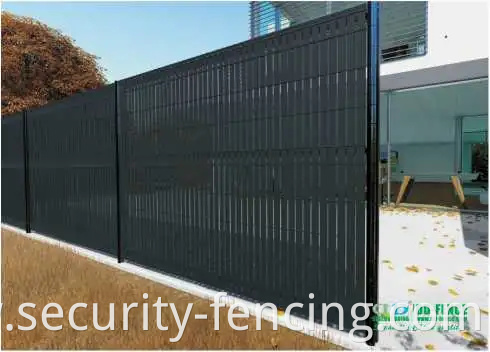 New Design Privacy Mesh Panels and Iron Gates with PVC Slat for Courtyard Garden